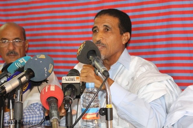 المعارضة تدعوا الى القطيعة مع النظام السابق