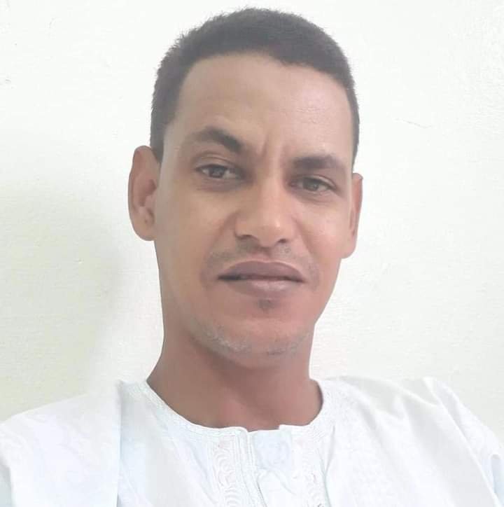 كتب سيد عثمان والطالب اخيار..
