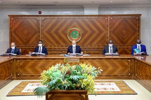 بدأ أعمال الاجتماع الأسبوعي للحكومة صباح اليوم