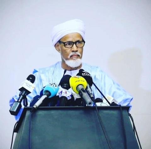 الخليل النحوي رئيسا لاتحاد الأدباء والكتاب الموريتانيين
