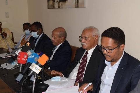 بيان جديد من هيئة الدفاع عن الرئيس السابق ولد عبد العزيز