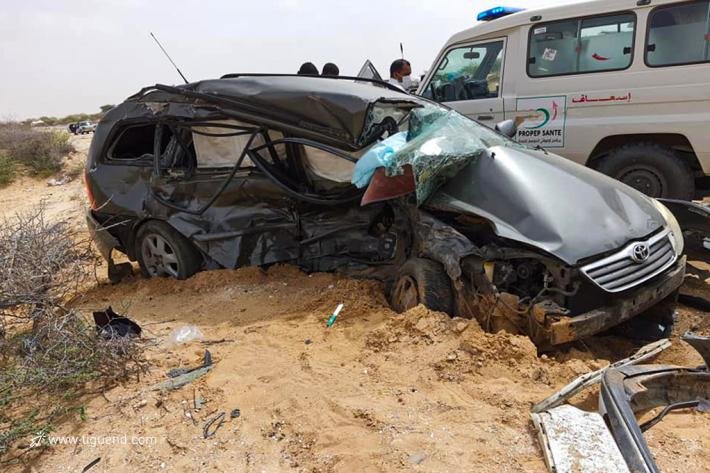 وفاة شخص واصابة آخرين بجروح متفاوتة في حادث سير على الطريق الرابط بين المذرذرة واركيز