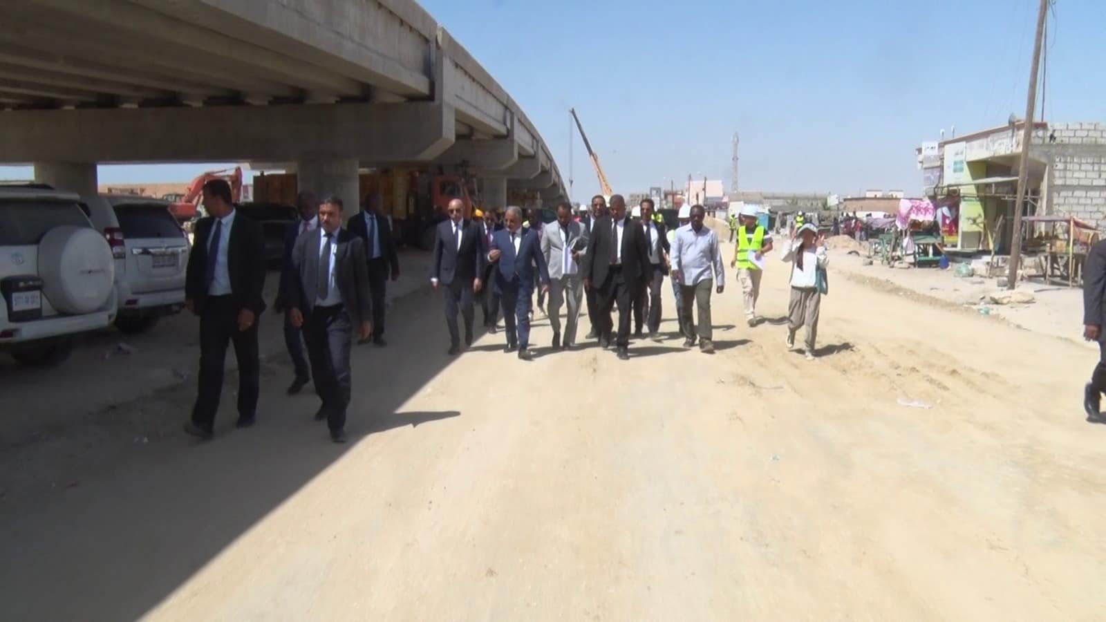 رئيس الجمهورية يتفقد الاشعال في مشروع جسر بامكو جنوب نواكشوط