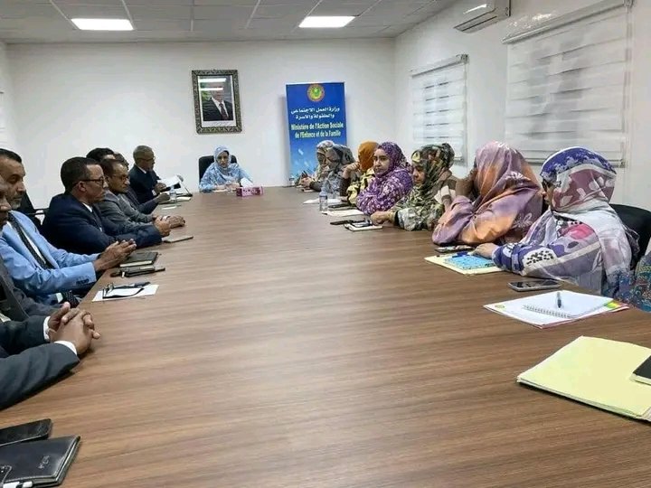 وزيرة العمل الاجتماعي والأسرة تحث عمال قطاعها على المشاركة في التعداد العام للسكان والمساكن