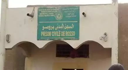 الشرطة الوطنية تتمكن من القبض على سجين فار من السجن المركزي بمدينة روصو جنوب البلاد