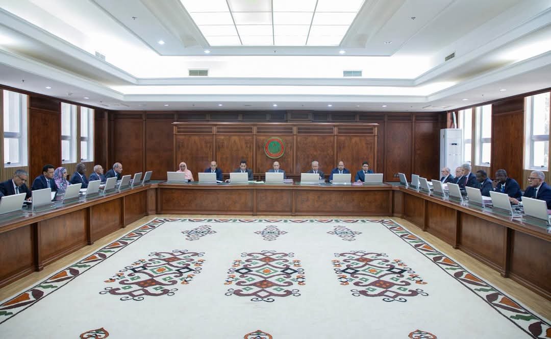 مجلس الوزراء يصادق على مشاريع ومراسيم خلال اجتماعه الأسبوعي العادي