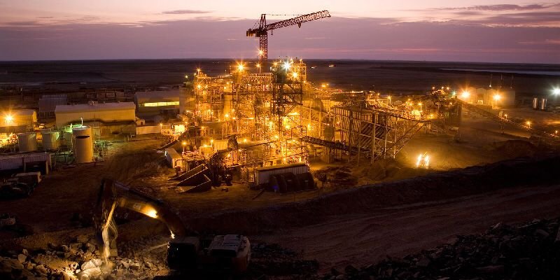 ارتفاع إنتاج “تازيازت” يعيد الجدل حول شفافية استغلال الذهب وعائداته في موريتانيا