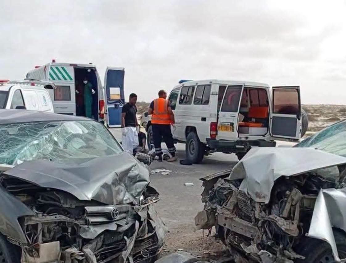 وفاة عسكري موريتاني وإصابة آخر في حادث سير قرب مدينة تكنت